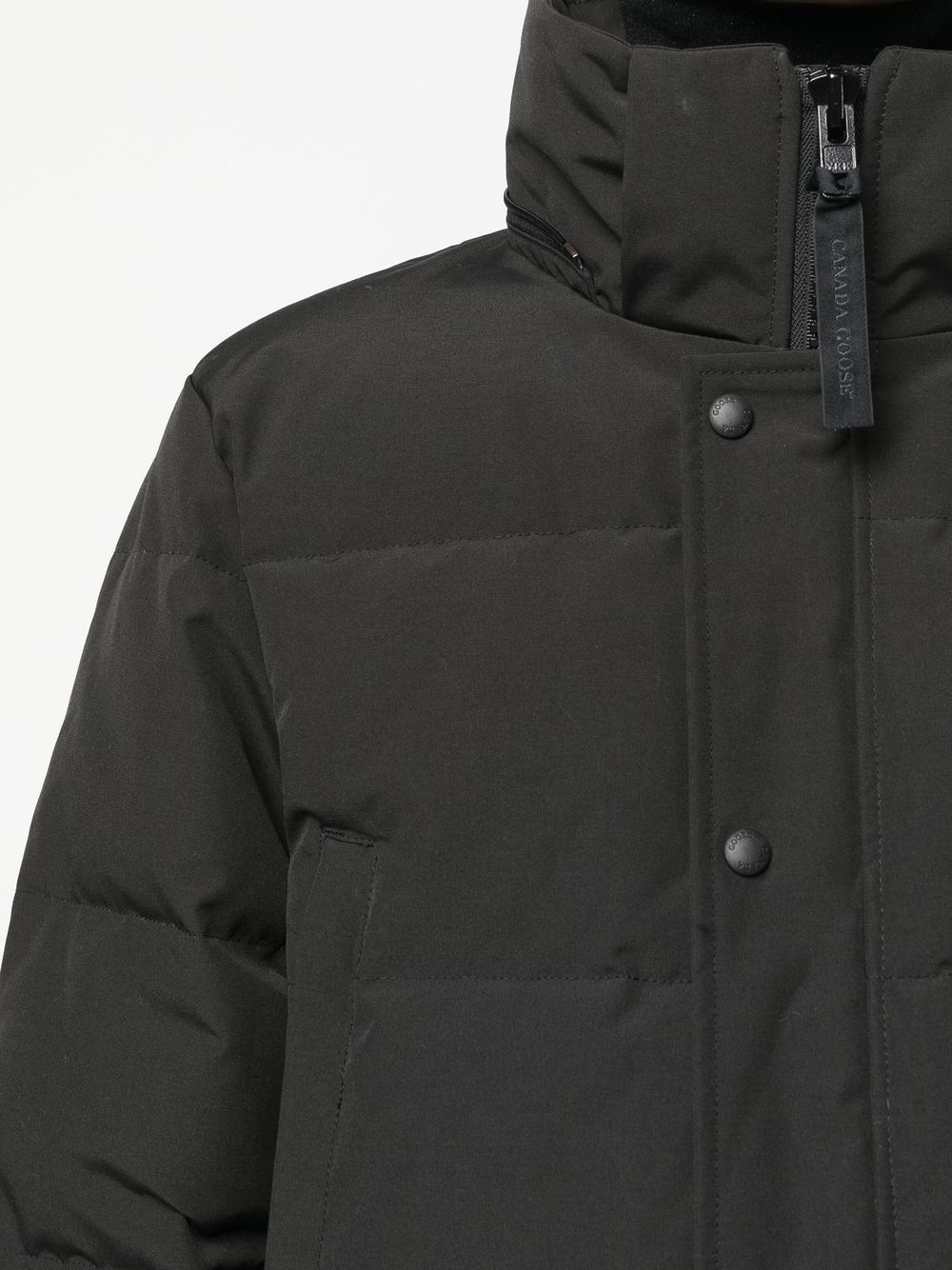 PARKA WYNDHAM NEGRA BLACK LABEL CAPUCHA