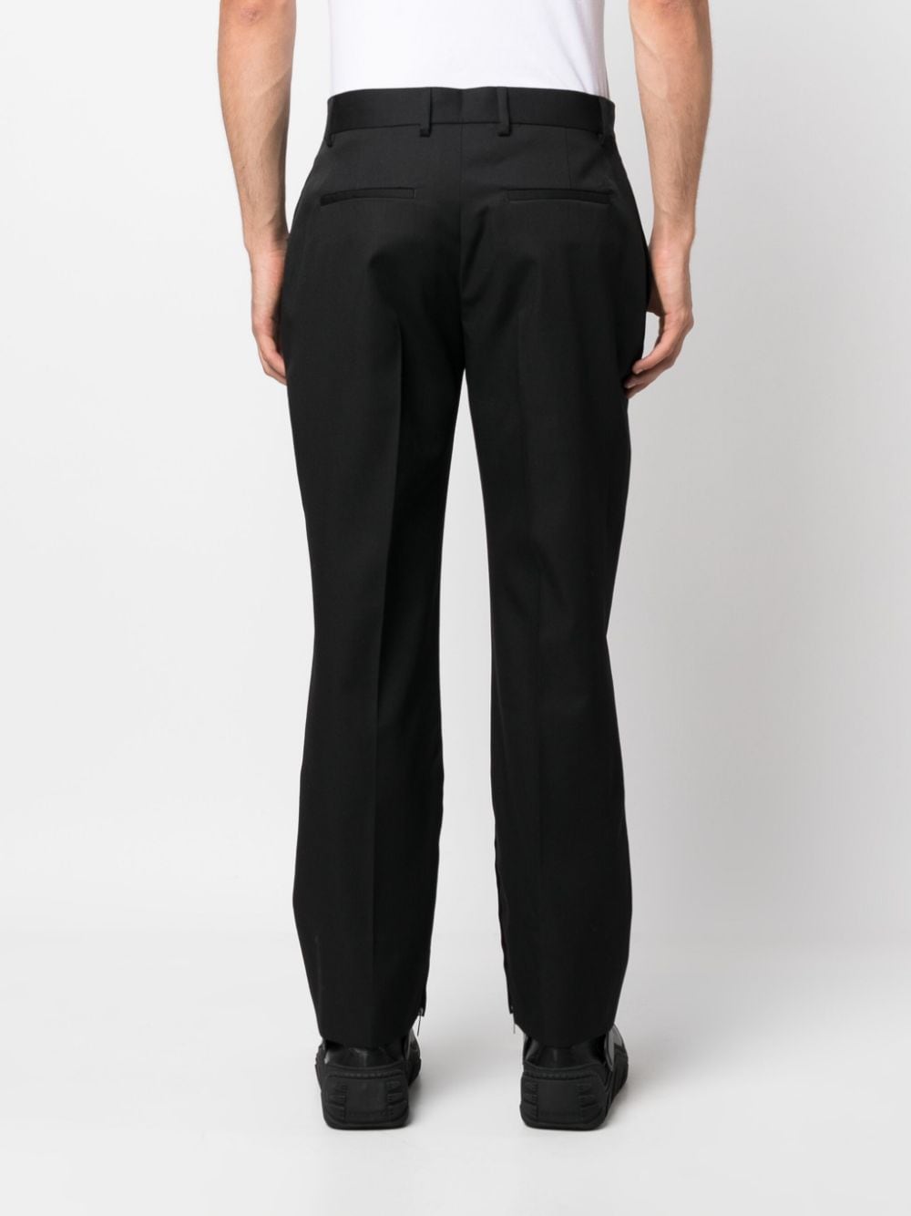 PANTALON NEGRO ZIP CAMAL