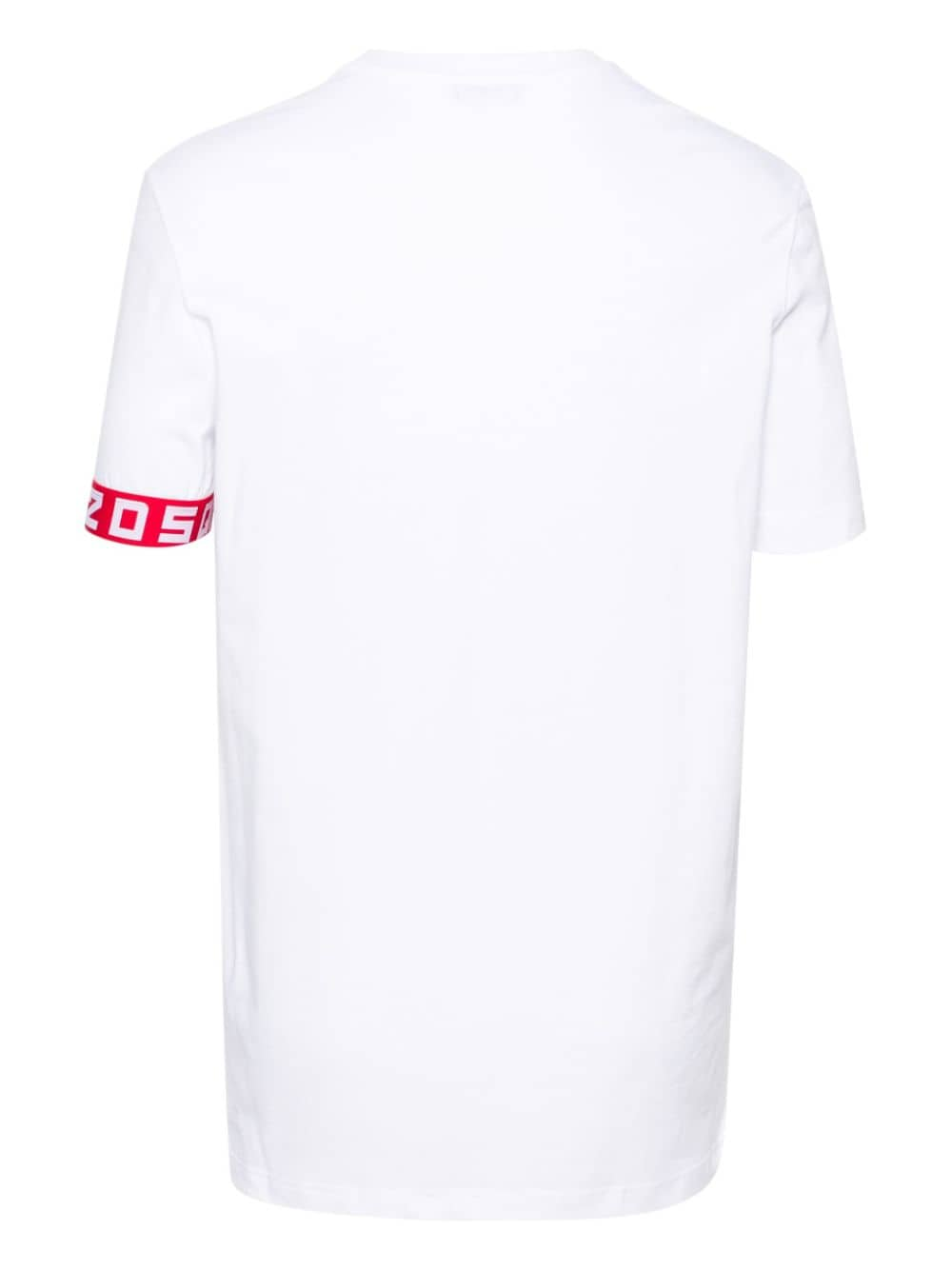 CAMISETA MC BLANCA BASICA LOGO ROJO