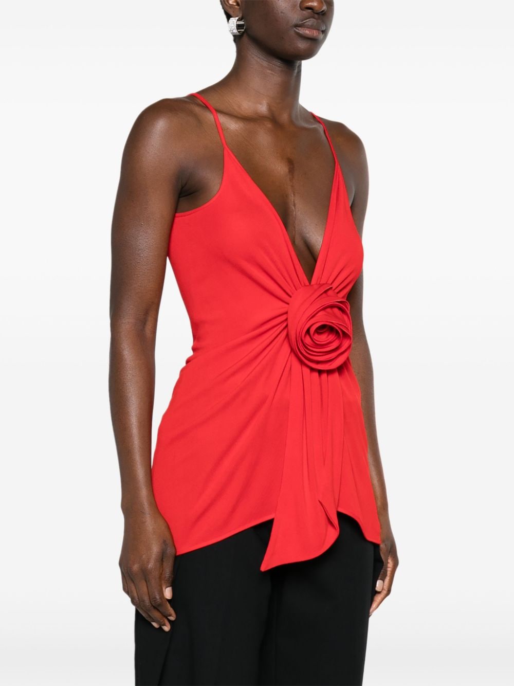 TOP TIRANTES V NECK ROJO DETALLE ROSA