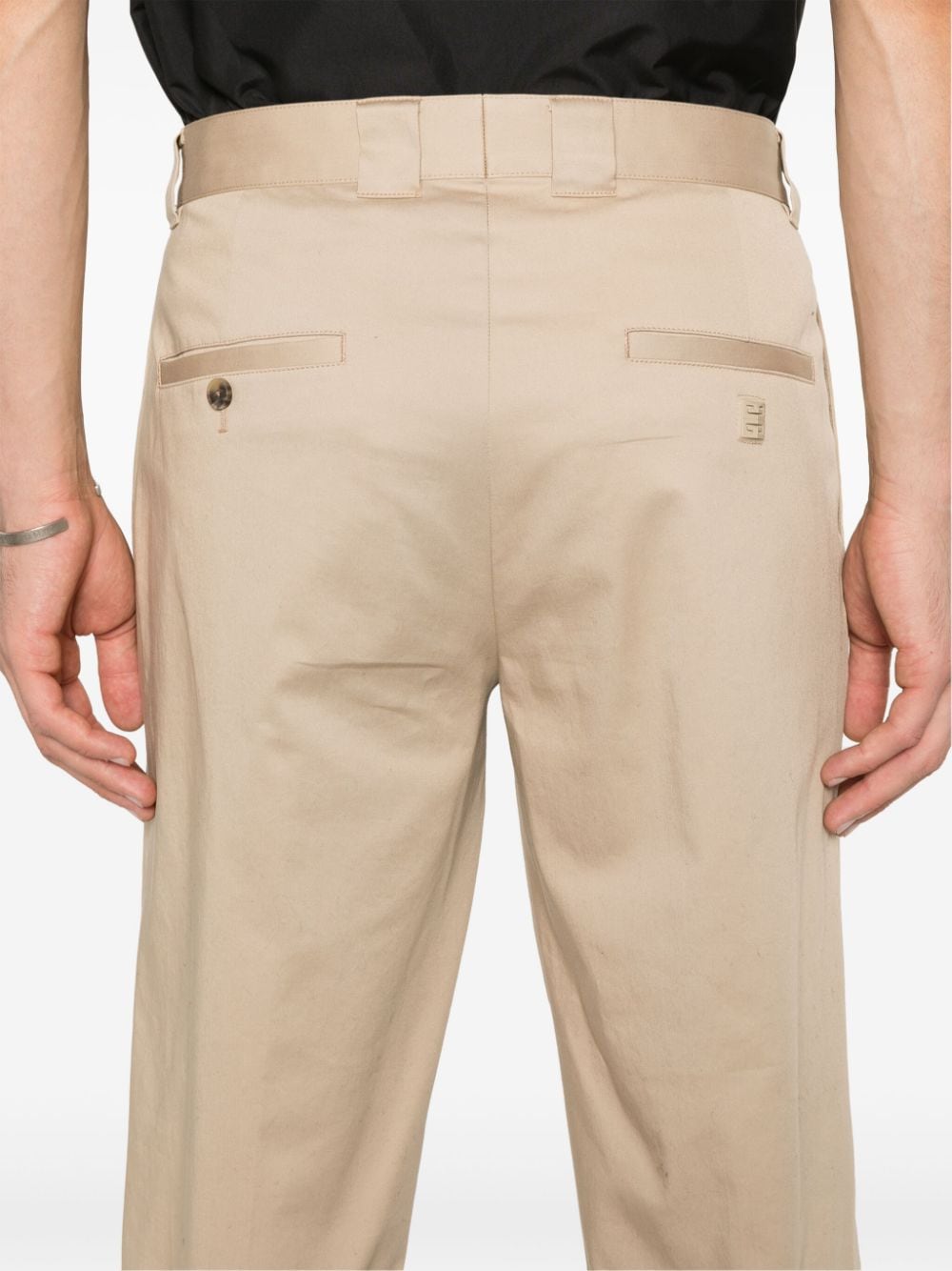 PANTALON REGULAR BEIGE LOGO TRASERO