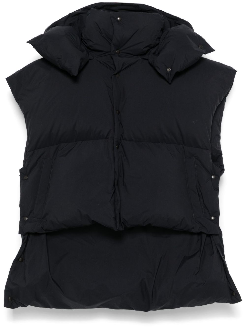 CHALECO PUFFER NEGRO CON CAPUCHA