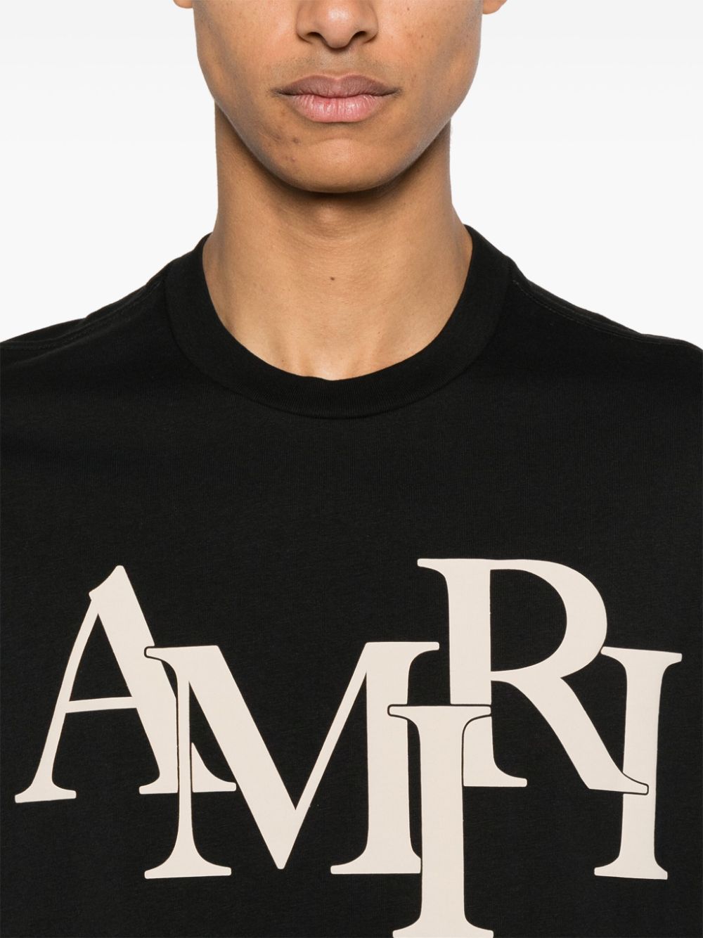 CAMISETA MC NEGRA LOGO AMIRI NATURAL