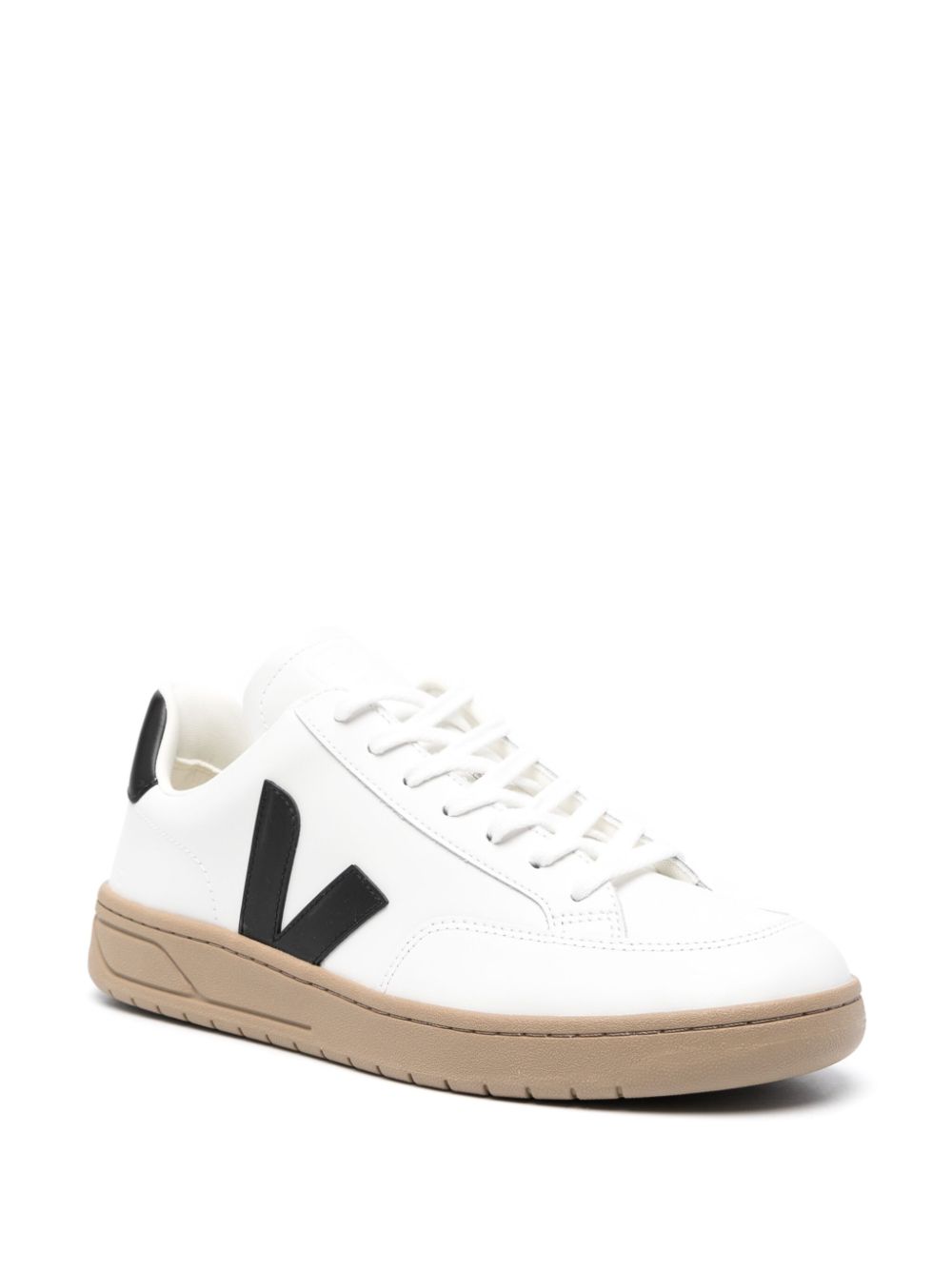 SNEAKER V12 BLANCA SUELA CAMEL LOGO NEGR