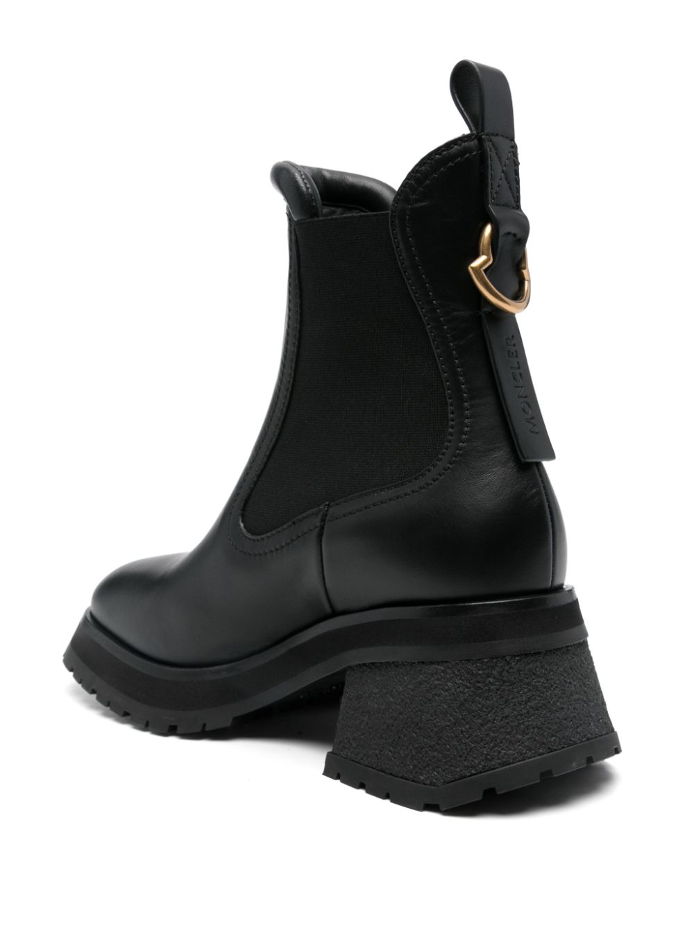 BOTIN GIGI CHELSEA NEGRO LOGO DORADO