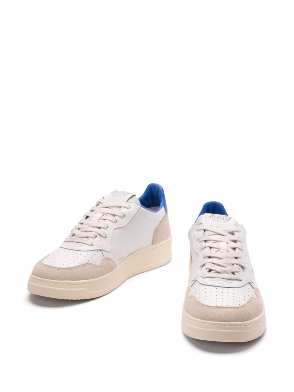 SNEAKER MEDALIST LOW BLANCO TALON AZUL