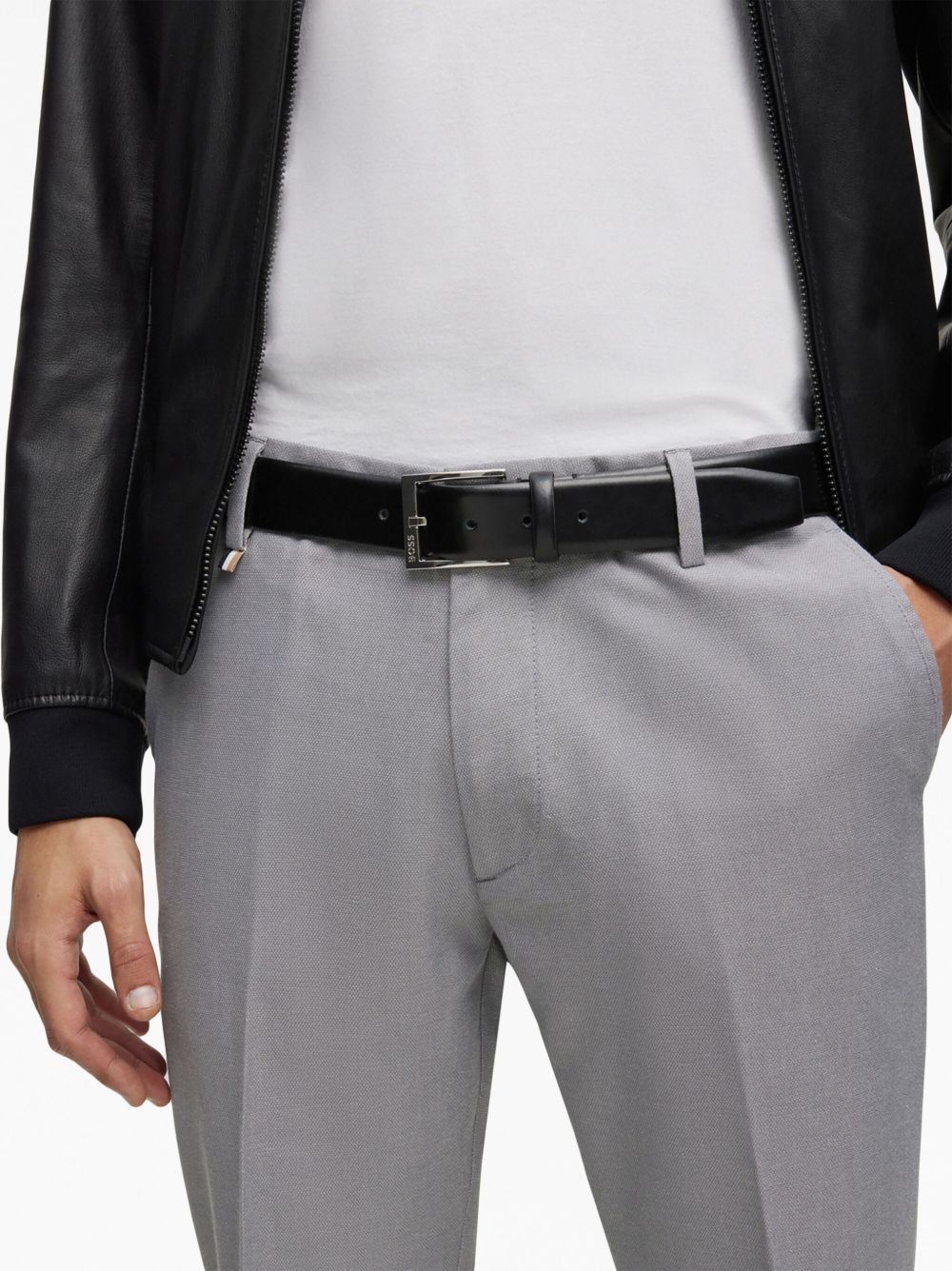 CINTURON ELLOY NEGRO HEB PLATEADA LOGO