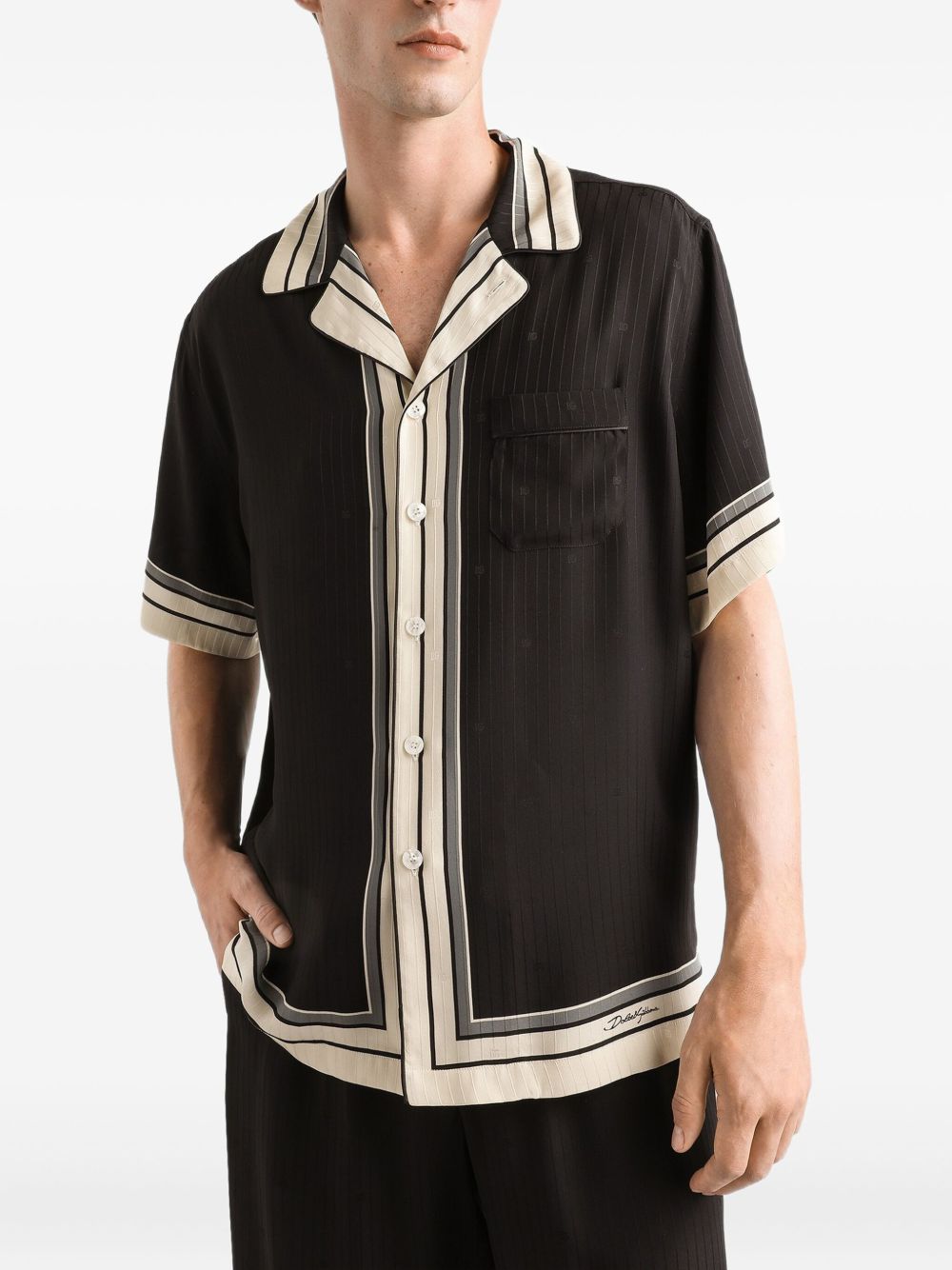 CAMISA MC NEGRA BEIGE RAYAS